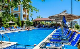 Vemara Club Hotel And Villas - Free Parking And Free Beach Access